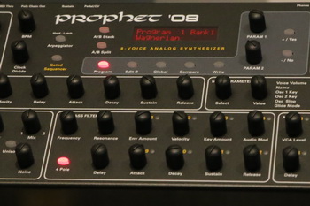 Analogue Poly Synths